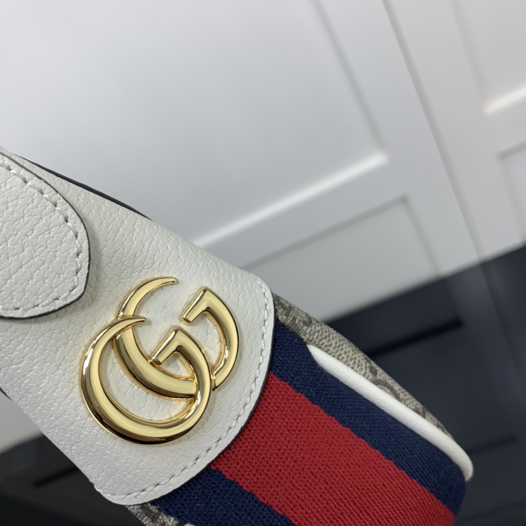 Gucci Hobo Bags